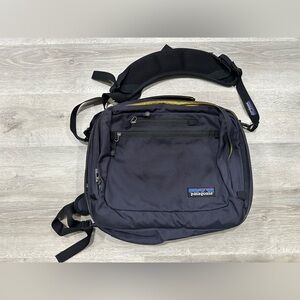 BG22 Patagonia MLC 3 Way Nylon Backpack Navy Plain 48092 Vintage